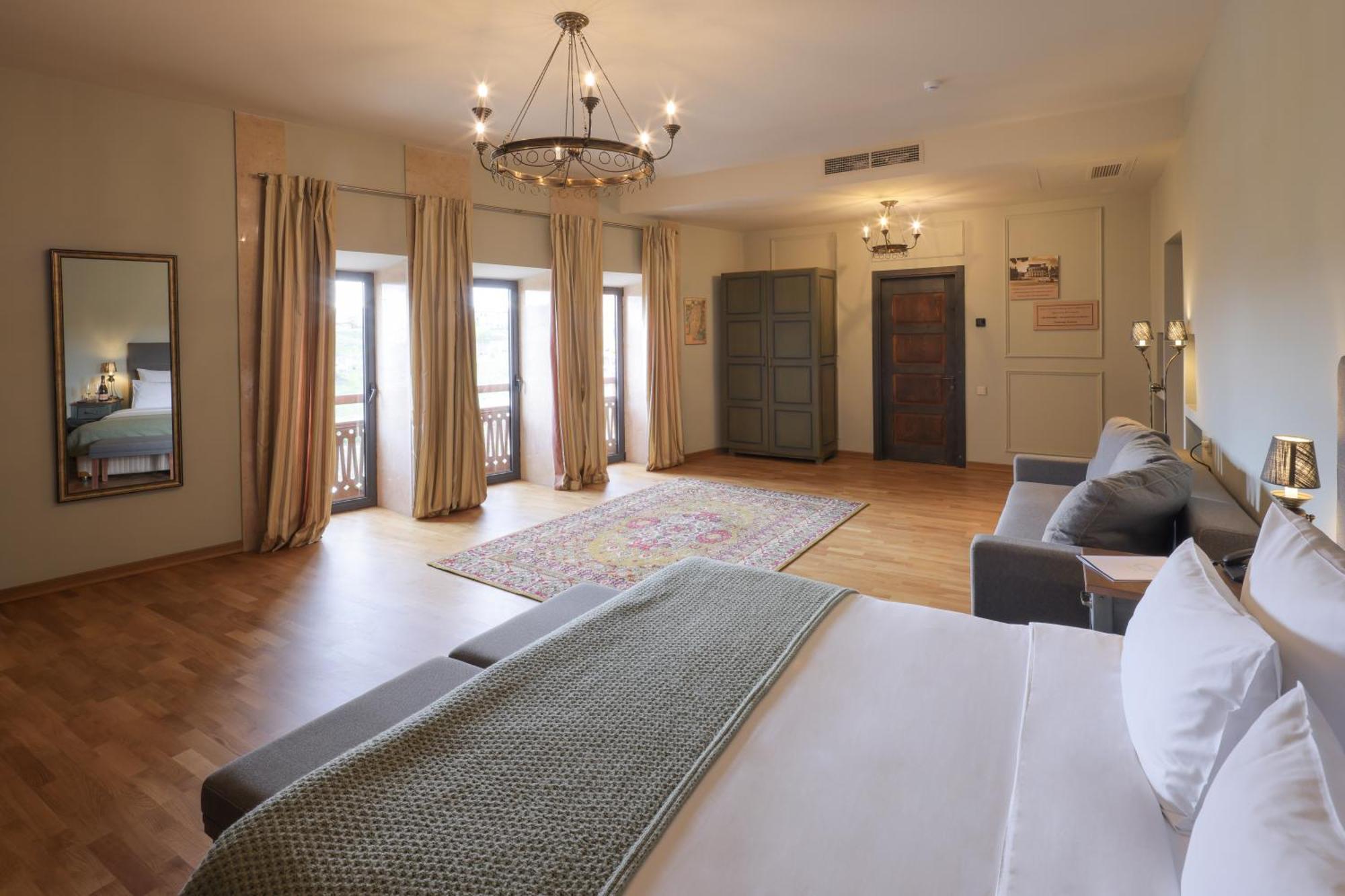Apricot Hotel يريفان المظهر الخارجي الصورة