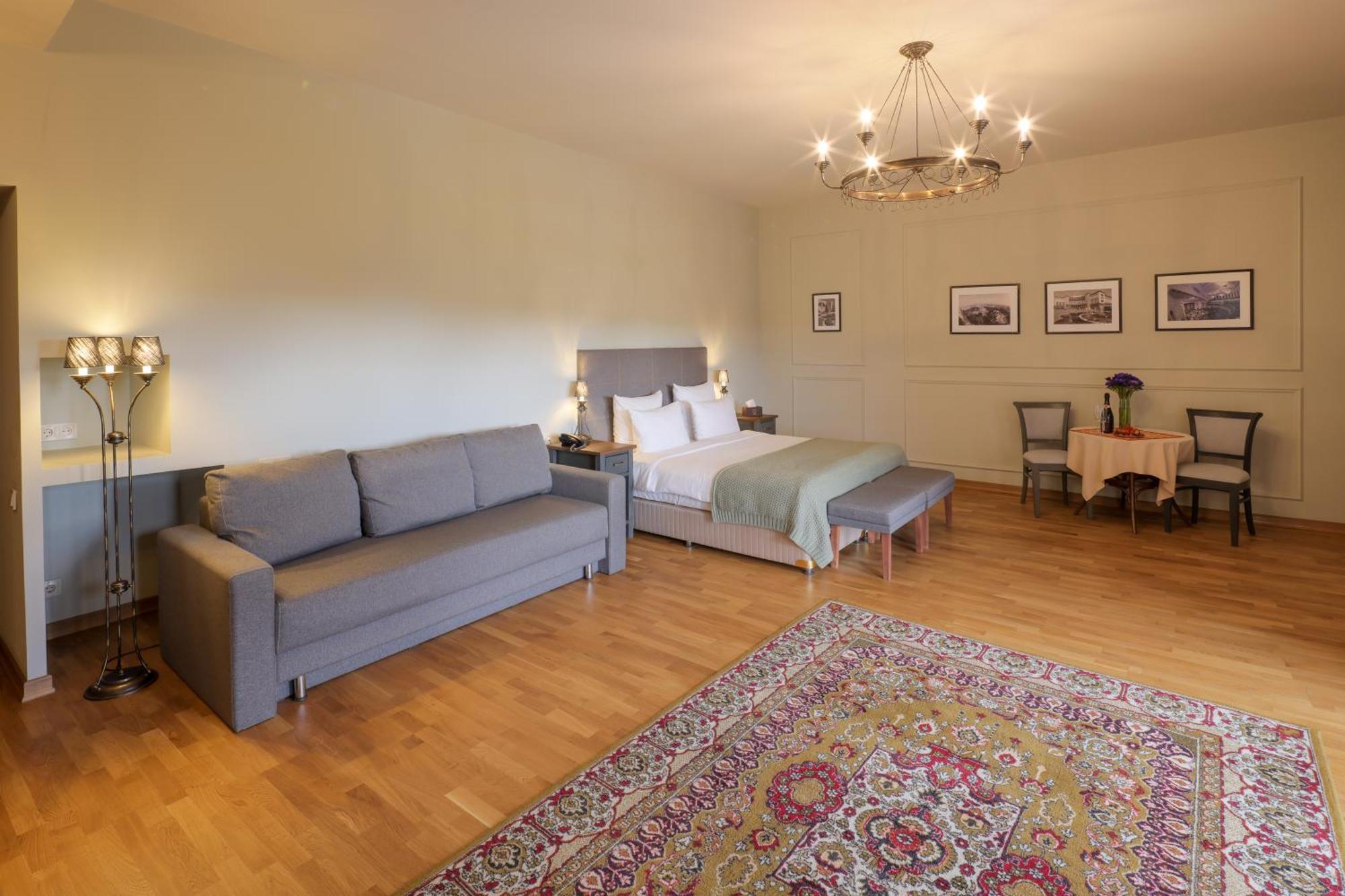 Apricot Hotel يريفان المظهر الخارجي الصورة