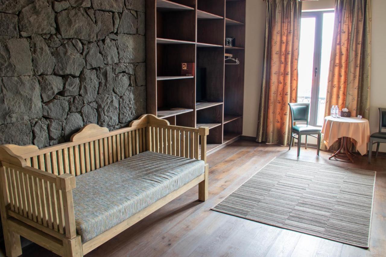Apricot Hotel يريفان المظهر الخارجي الصورة